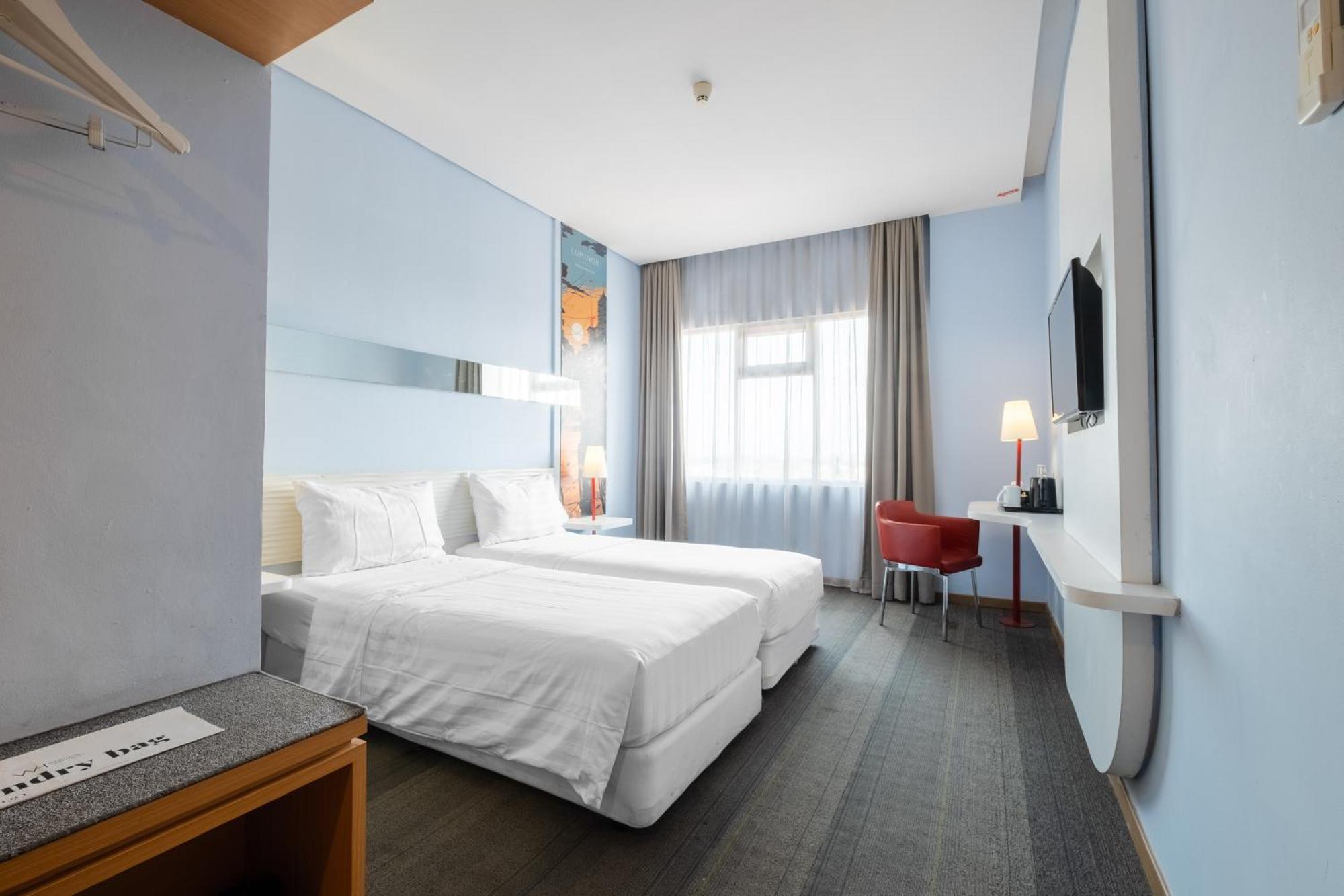 Luminor Hotel Metro Indah - Bandung By Wh Cicadas Exterior foto